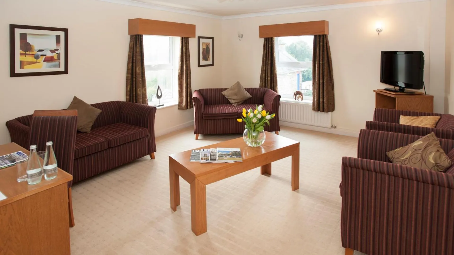 Burn Hall Hotel Huby