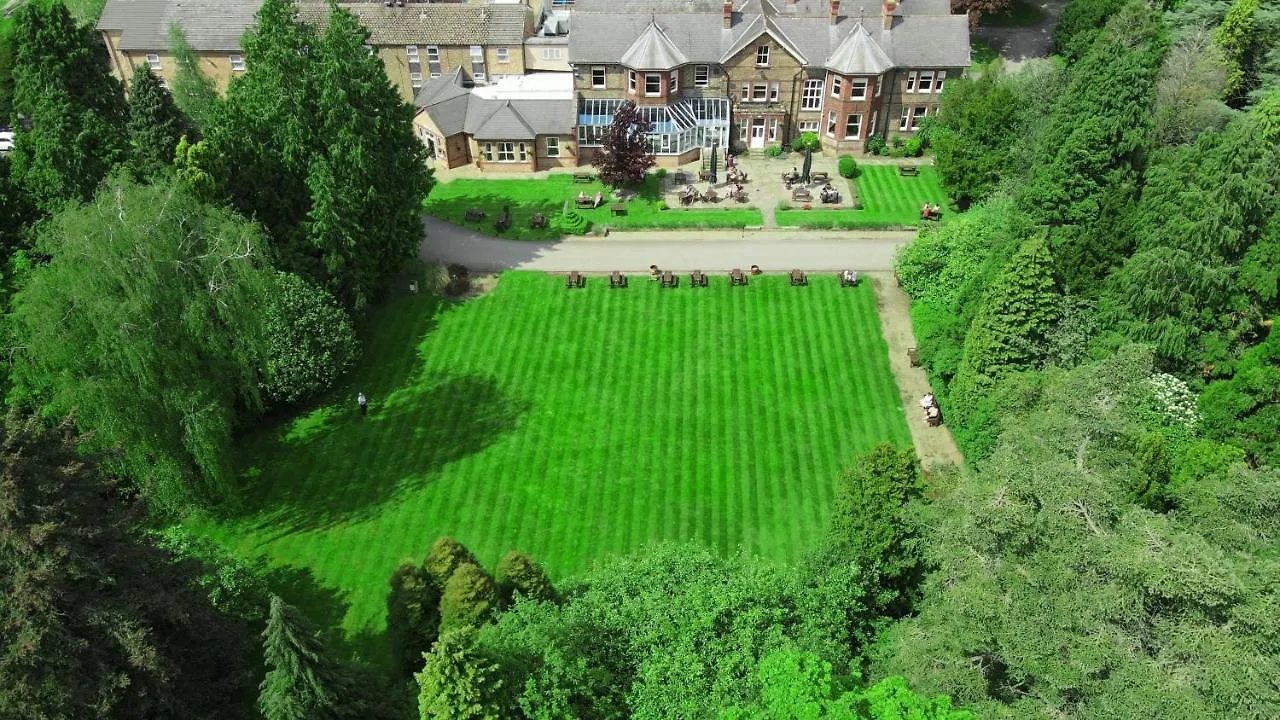 Burn Hall Hotel Huby