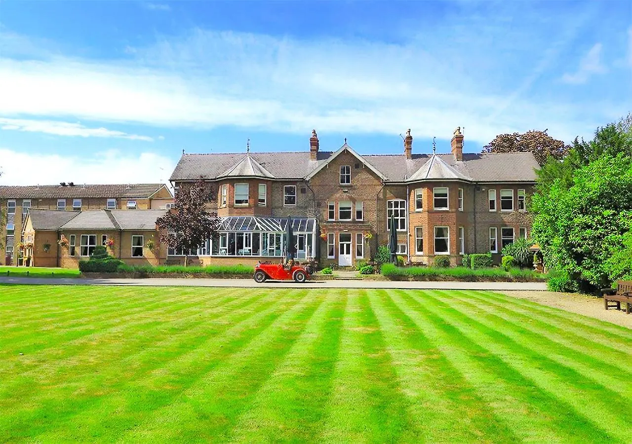 Burn Hall Hotel Huby